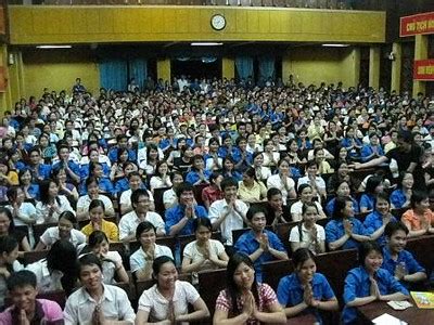  Thien Mu Pagodaı, Huế: Ruhunuzu Besleyen Bir Tarihi Şaheser!