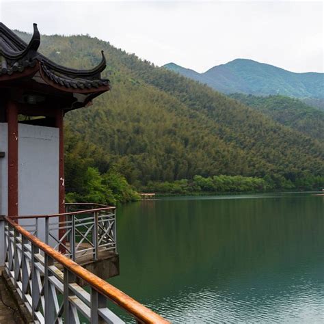 Tianmu Lake Mountain and Scenic Views: An Enchanting Retreat for Nature Lovers!