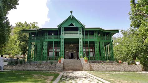 Ziarat Residency: Tarihi Bir Yapı ve Muhteşem Manzaralar!